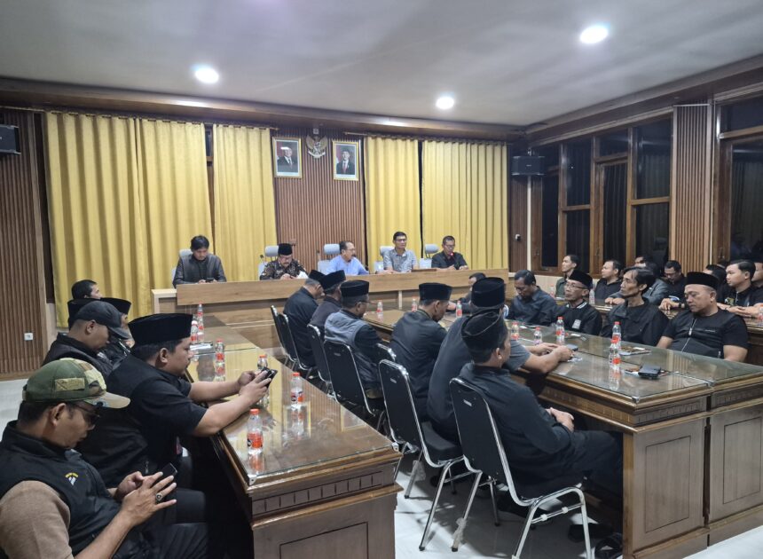 MENUJU MOMENTUM BESAR 104 TAHUN PSHT KANGMAS TONO SUHARTONO PIMPIN KONSOLIDASI BESAR, PANITIA BERSAMA PAMTER DAN PENGURUS PUSAT SIAPKAN KEJUARAAN REMAJA NASIONAL
