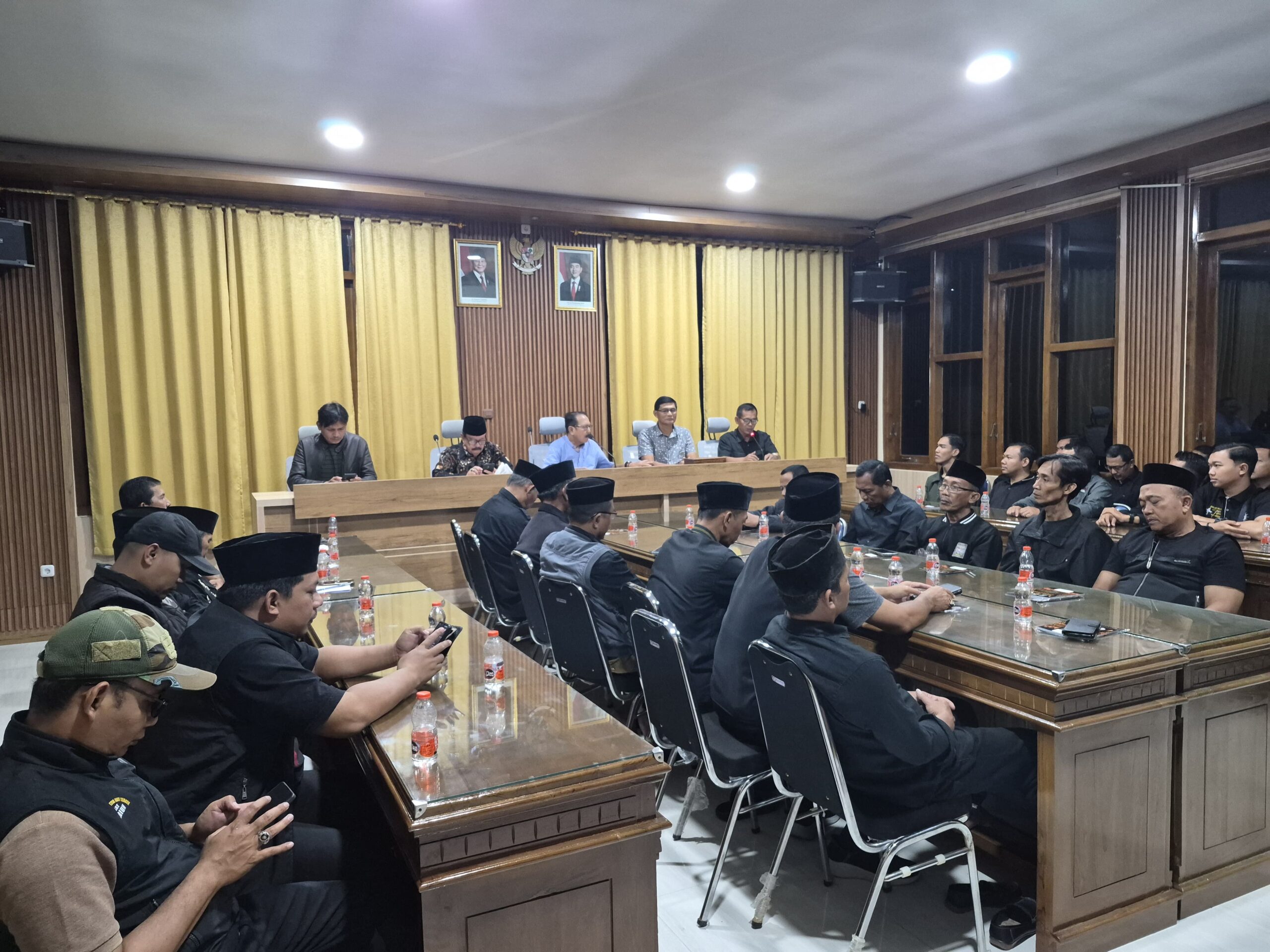 MENUJU MOMENTUM BESAR 104 TAHUN PSHT KANGMAS TONO SUHARTONO PIMPIN KONSOLIDASI BESAR, PANITIA BERSAMA PAMTER DAN PENGURUS PUSAT SIAPKAN KEJUARAAN REMAJA NASIONAL